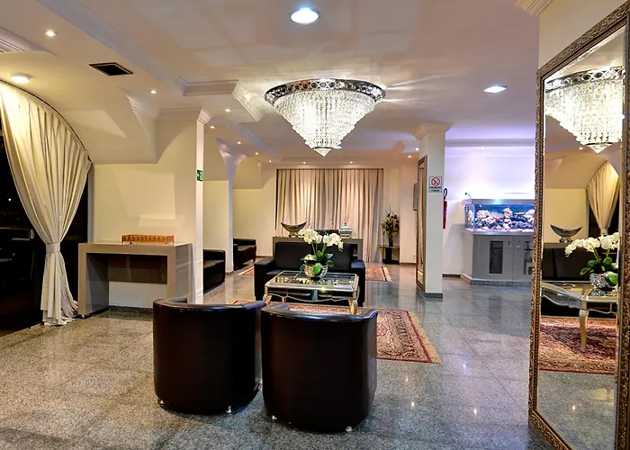 Porto Minas Hotel e Convenções